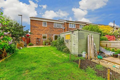 4 bedroom end of terrace house for sale, Willow Walk, Petworth, West Sussex