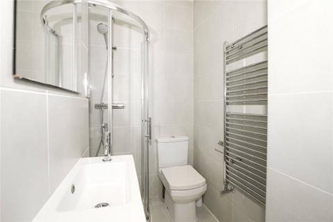 15 Albany Passage, Richmond, TW10 6DL