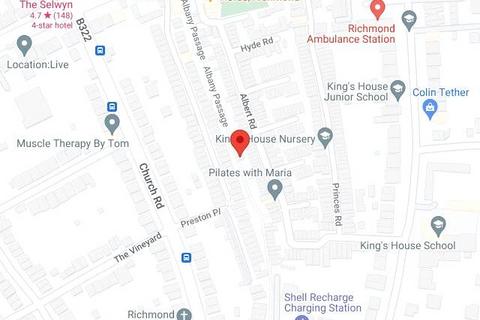 15 Albany Passage, Richmond, TW10 6DL
