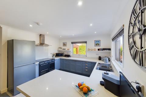 Glenshee Burnhead Road, Blairgowrie, PH10 6HH