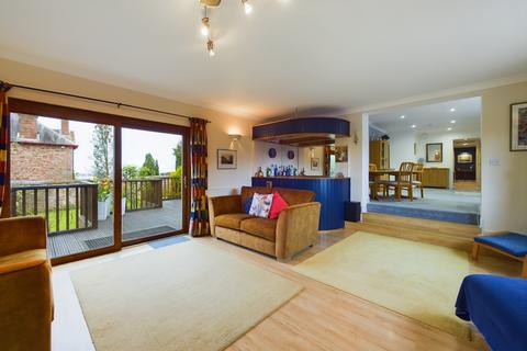 Glenshee Burnhead Road, Blairgowrie, PH10 6HH