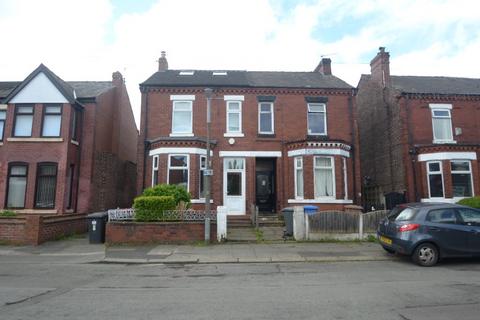 6 bedroom semi-detached house to rent, Osborne Road, Salford M6