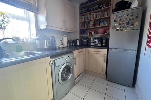 undefined, International Way, Sunbury-on-Thames TW16