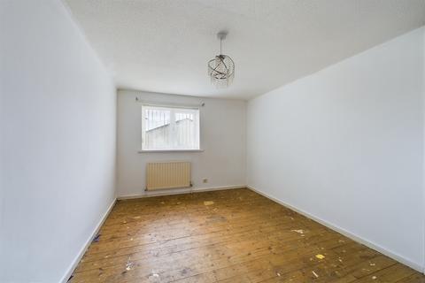 4 bedroom end of terrace house for sale, Dunstan Walk, Newcastle Upon Tyne