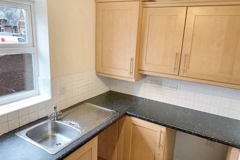 2 bedroom apartment to rent, Spindle Court NG19