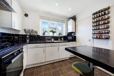 3 bedroom semi-detached house for sale, Ilford IG3