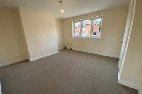 2 bedroom terraced house to rent, Lower Regent Street, Beeston, NG9 2DD