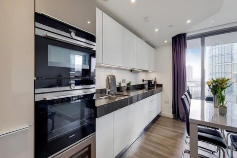 2 bedroom apartment to rent, Aldgate, London, E1