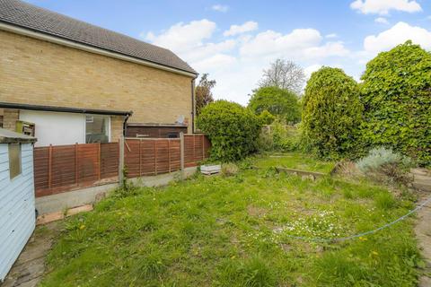 17 Faversham Road, London, SE6 4XE