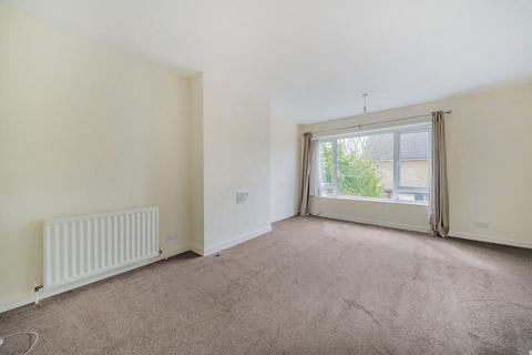 17 Faversham Road, London, SE6 4XE
