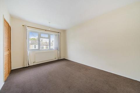 17 Faversham Road, London, SE6 4XE