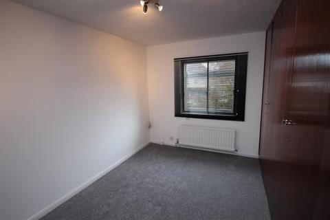 3 bedroom apartment to rent, Hale Lane, Edgware, Greater London, HA8