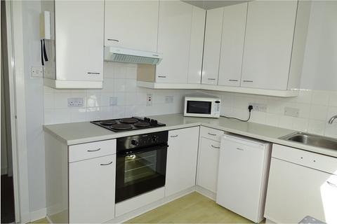 3 bedroom flat to rent, St Andrews Court, City Centre, Aberdeen, AB25