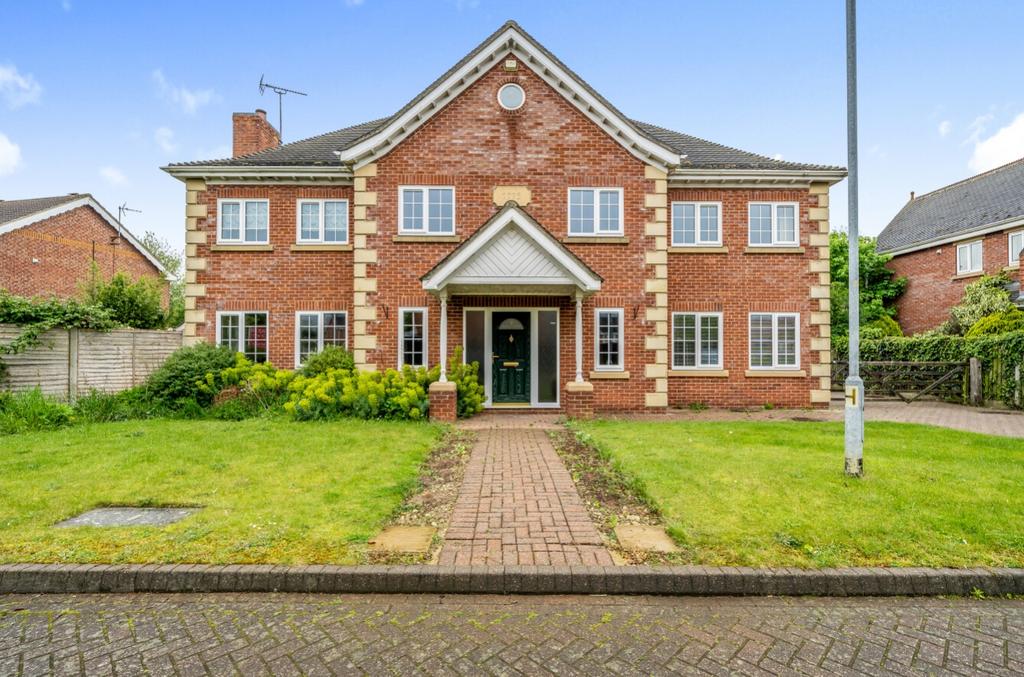 Brook Way, Ruskington, Sleaford, NG34 5 bed detached house for sale £