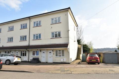 2 bedroom apartment for sale, Rose Court, Chessmount Rise, Chesham, Buckinghamshire, HP5