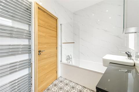 2 bedroom apartment for sale, Mannock Road, London, N22