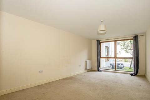 1 bedroom flat for sale, Commonwealth Drive, Crawley RH10