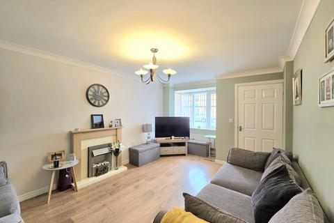 15 Rothbury Drive, Ashington, NE63 8TJ