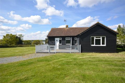 3 bedroom detached house to rent, Middlemead, South Hanningfield, CM3