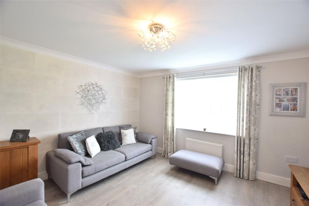 Bowes View, Birtley, County Durham, DH3 3 bed detached house to rent