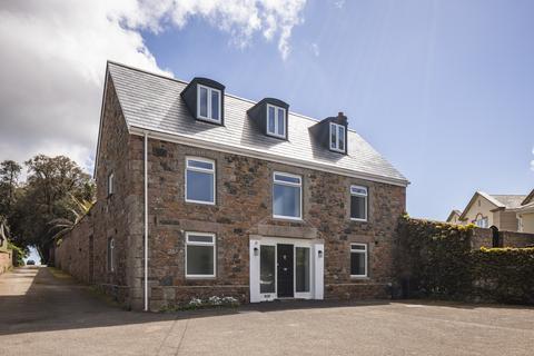 4 bedroom detached house to rent, Le Mont Cambrai, St. Lawrence, Jersey