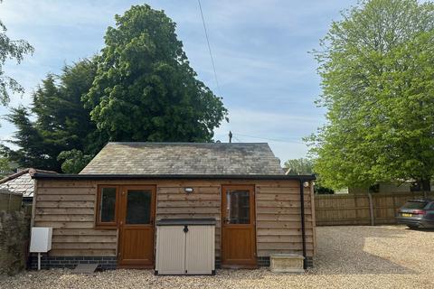 1 bedroom bungalow to rent, High Street South, Olney MK46