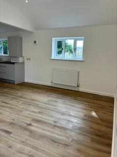 1 bedroom bungalow to rent, High Street South, Olney MK46
