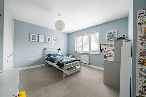4 bedroom detached house for sale, Knaphill, Woking GU21