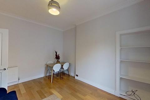 2 bedroom flat to rent, Milton Street, Edinburgh, EH8