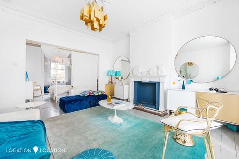 51 Foulden Road, London, N16 7UU