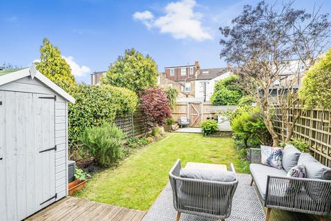 7 Balgowan Road, Beckenham, BR3 4HJ