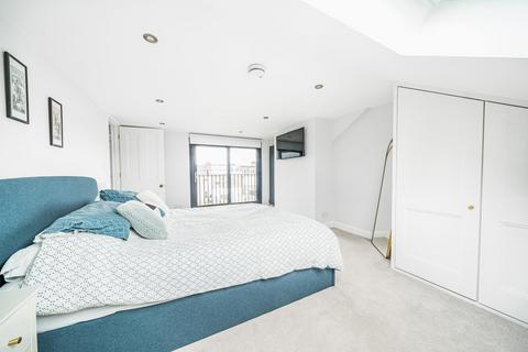 7 Balgowan Road, Beckenham, BR3 4HJ