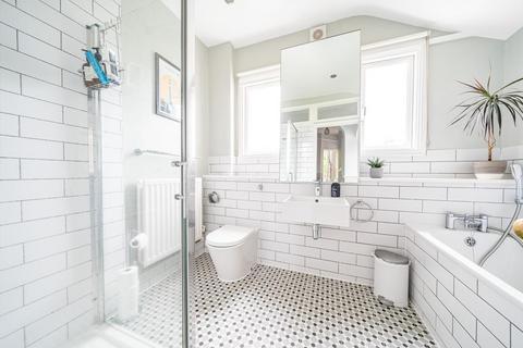 7 Balgowan Road, Beckenham, BR3 4HJ