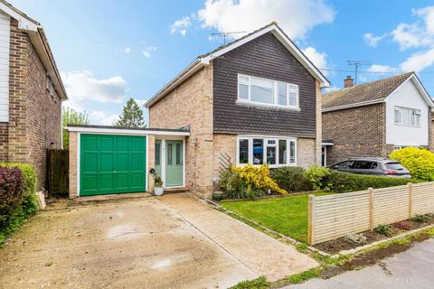 3 bedroom detached house for sale, Station Road, Lingfield RH7