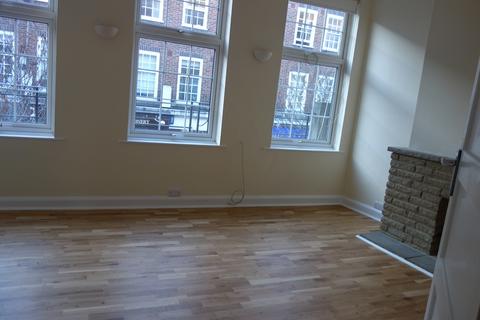 3 bedroom flat to rent, Castle Street, Kingston upon Thames, KT1 1SS