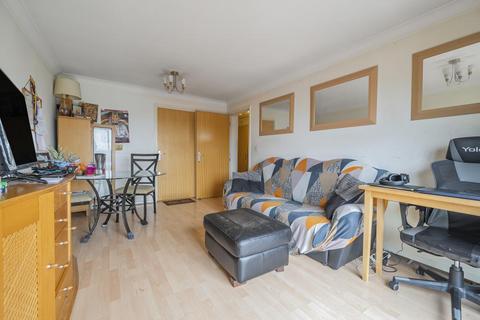 2 bedroom flat for sale, Central Reading,  Berkshire,  RG1