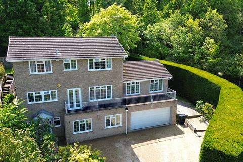4 bedroom detached house for sale, Harcourt Close, Henley-on-Thames, Oxfordshire, RG9