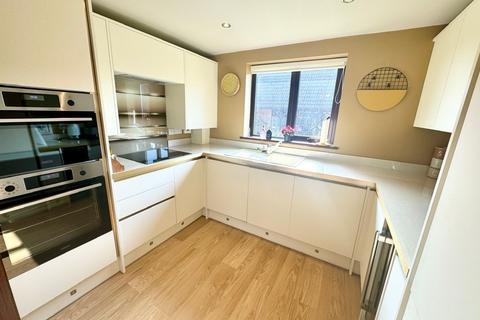 2 bedroom end of terrace house for sale, Christchurch, Christchurch BH23