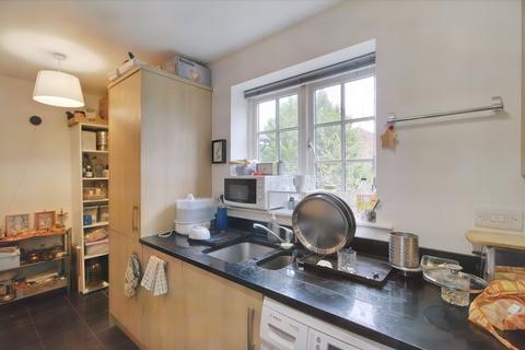 2 bedroom flat for sale, Holywell Hill, St Albans AL1