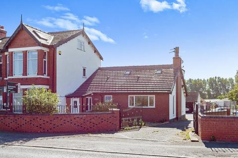 5 bedroom semi-detached house for sale, School Road, Blackpool FY4