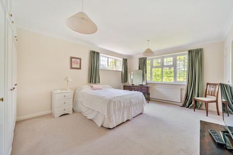 37 Lodge Close, Stoke D'abernon, Cobham, KT11 2SG