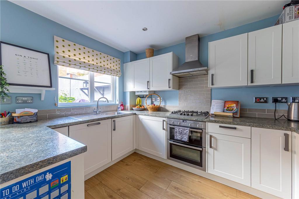 Holyrood Crescent, St. Albans... 4 bed semidetached house for sale £
