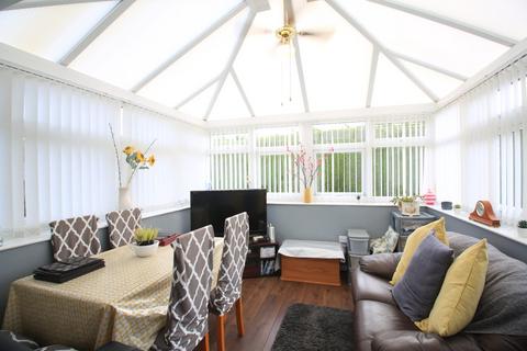 3 bedroom detached bungalow for sale, Maes Derwydd, Llangefni LL77