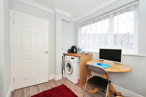 3 Gosport Road, Grimsby, DN34 4DZ