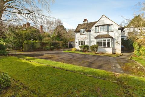 121 Guisborough Road, Nunthorpe, Middlesbrough, TS7 0JD