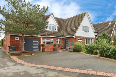 4 bedroom detached house for sale, Glebe Fields, Sutton Coldfield B76