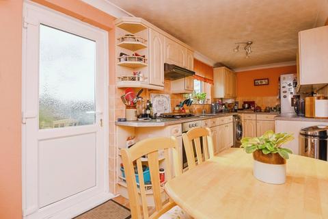 3 bedroom end of terrace house for sale, Uplands Road, Sudbury CO10