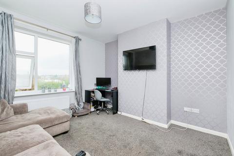 3 bedroom terraced house for sale, Tyersal View, Bradford BD4