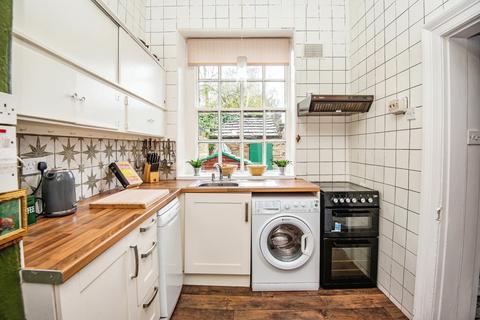 32 Barnsley Road, Ackworth, Pontefract, WF7 7NB