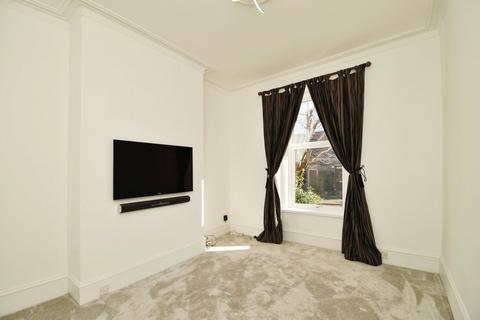 38 Cedar Place, Aberdeen, AB25 3SZ